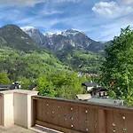Alpenvilla Appartement *